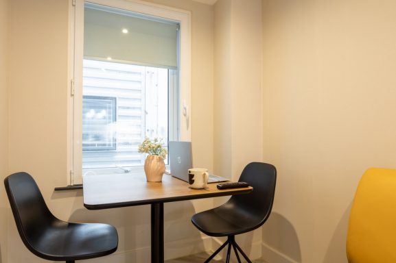 Silver 1 Bed Apartment Image