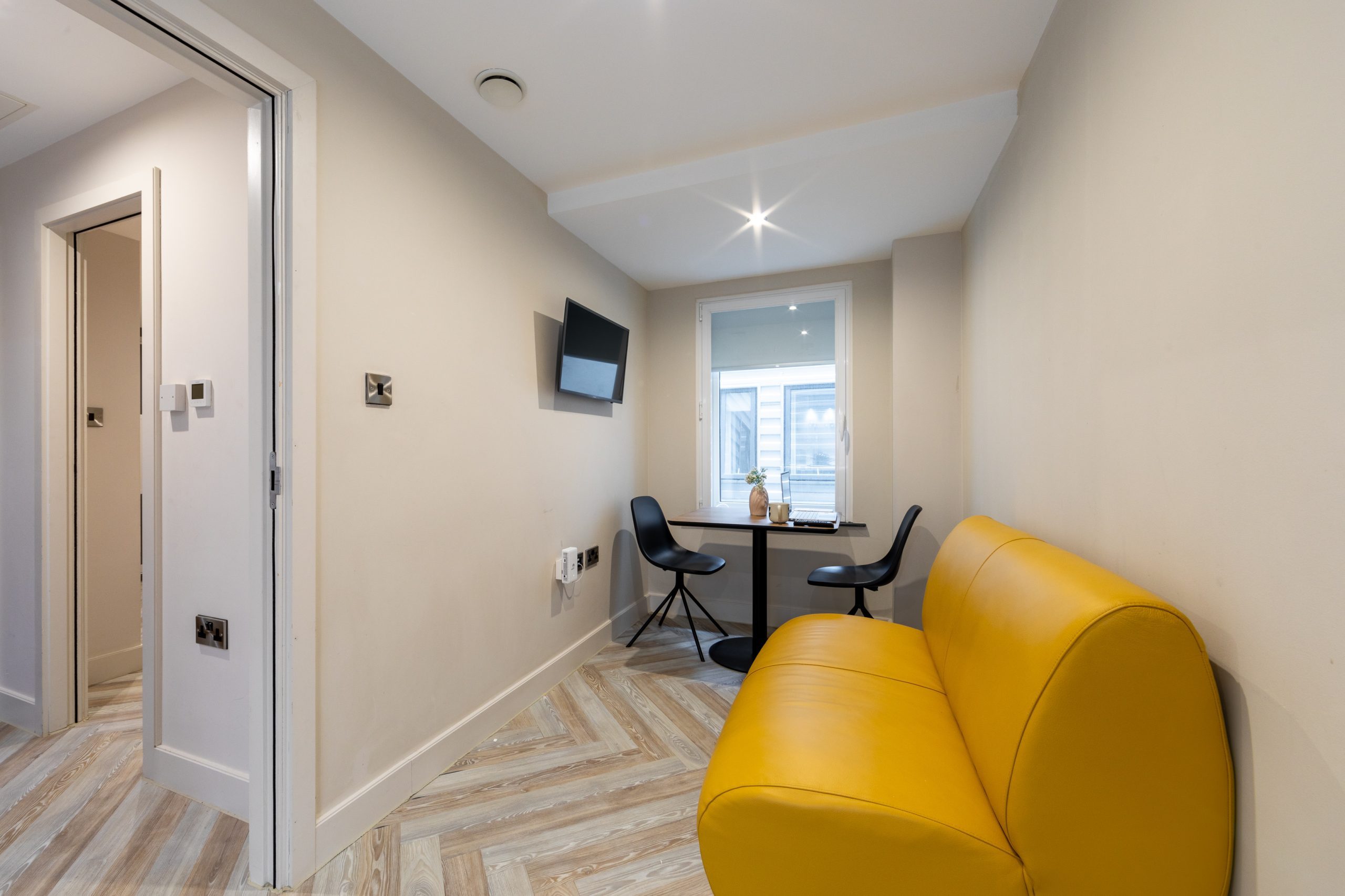 Gold 1 Bed Apartment Image