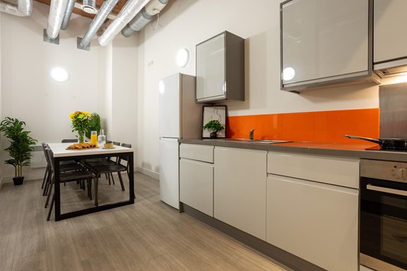 Silver Ensuite Image