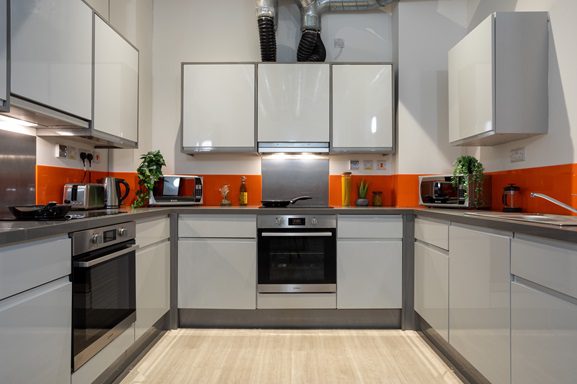 Silver Ensuite Image