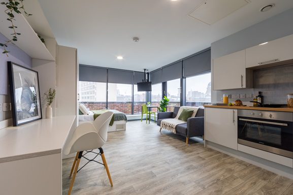 Platinum Studio Image