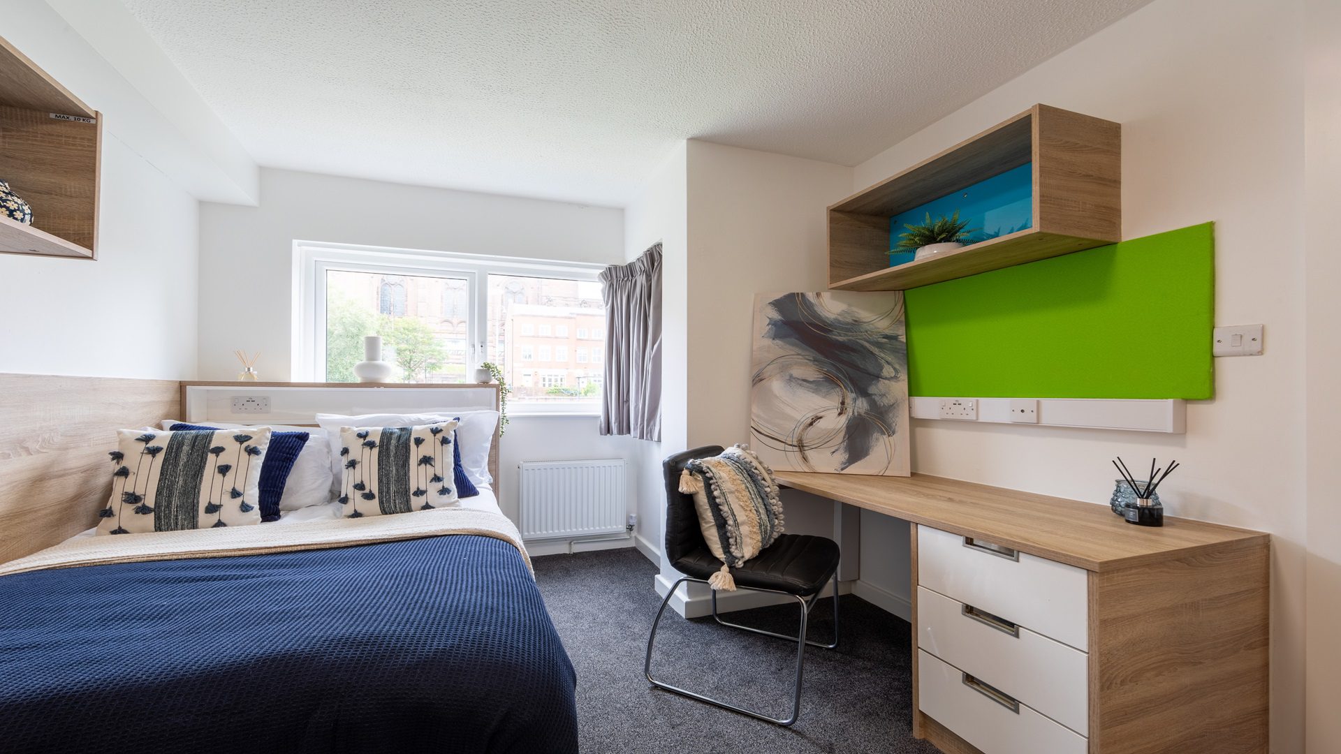 Dwell Student Living Cathedral Campus Gold Ensuite Large