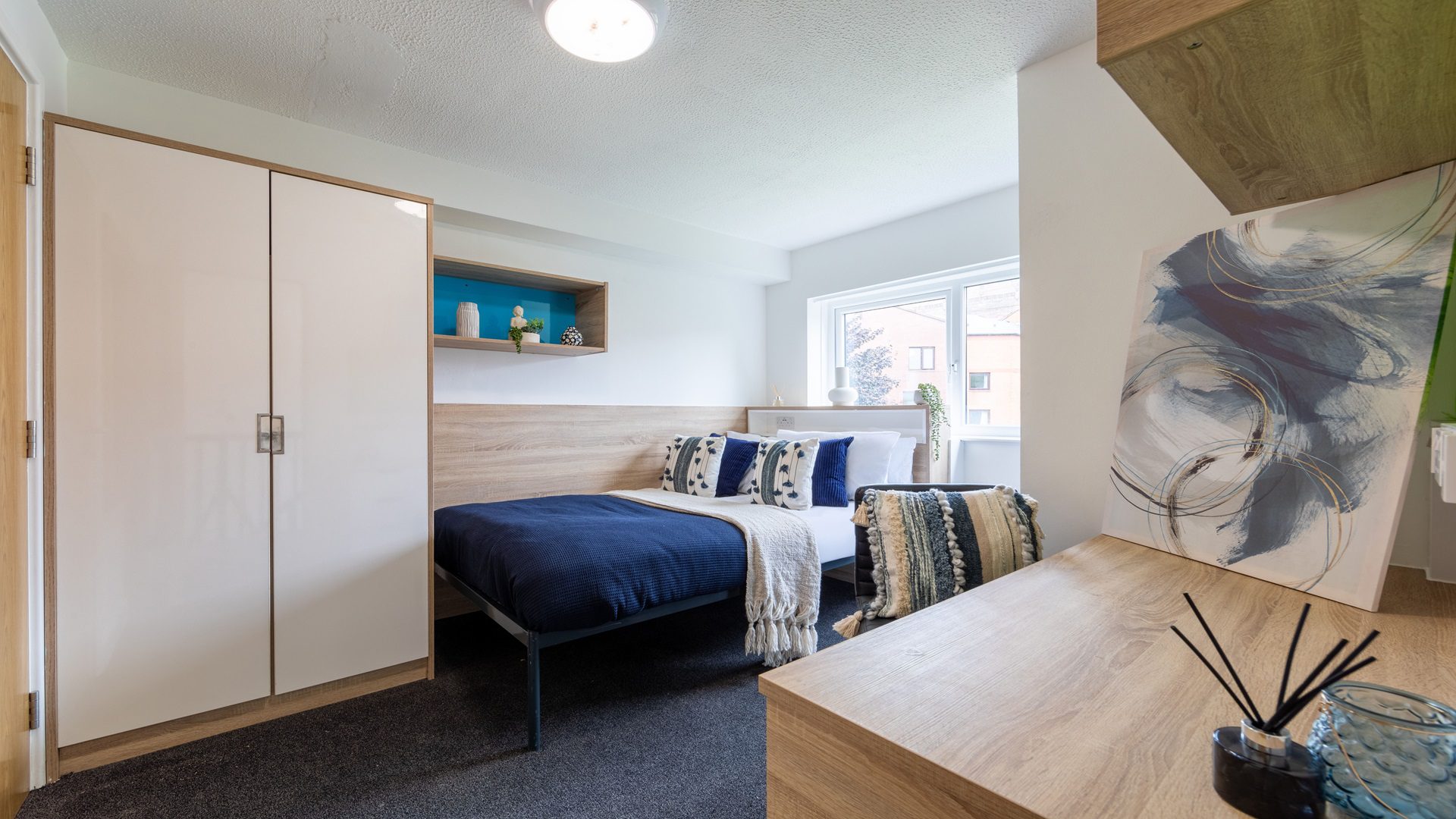 Dwell Student Living Cathedral Campus Silver Ensuite Large