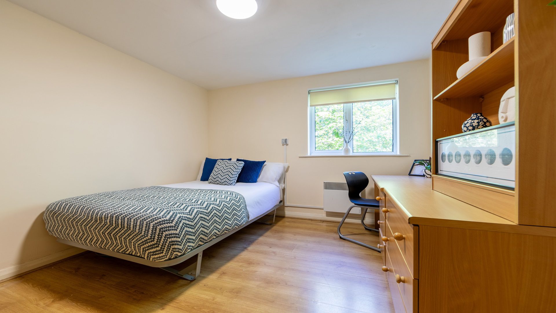 Dwell Student Living Weston Court Bronze Non Ensuite